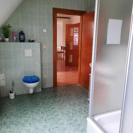 Monteur- Und In Hainichen - Obergeschoss Oder Dachgeschoss - Familie Weber Lägenhet Bockendorf