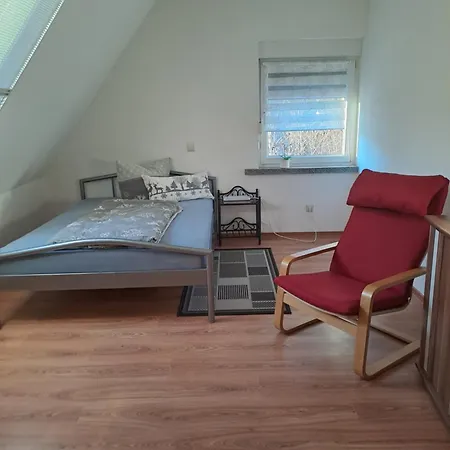 Apartment Monteur- Und In Hainichen - Obergeschoss Oder Dachgeschoss - Familie Weber