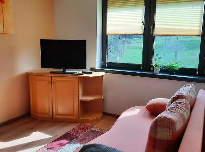 Apartmán Monteur- Und In Hainichen - Obergeschoss Oder Dachgeschoss - Familie Weber Bockendorf