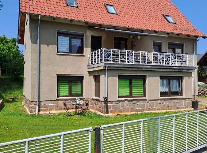Monteur- Und In Hainichen - Obergeschoss Oder Dachgeschoss - Familie Weber Apartmán *