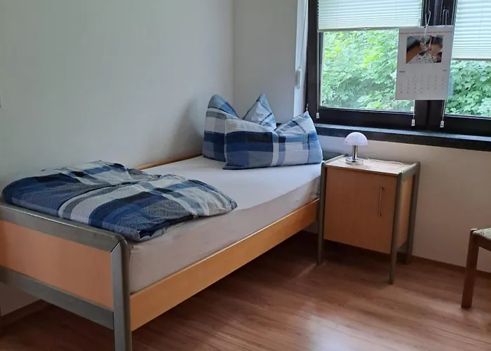 Monteur- Und In Hainichen - Obergeschoss Oder Dachgeschoss - Familie Weber Bockendorf