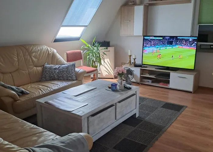 Monteur- Und In Hainichen - Obergeschoss Oder Dachgeschoss - Familie Weber Apartmán Bockendorf