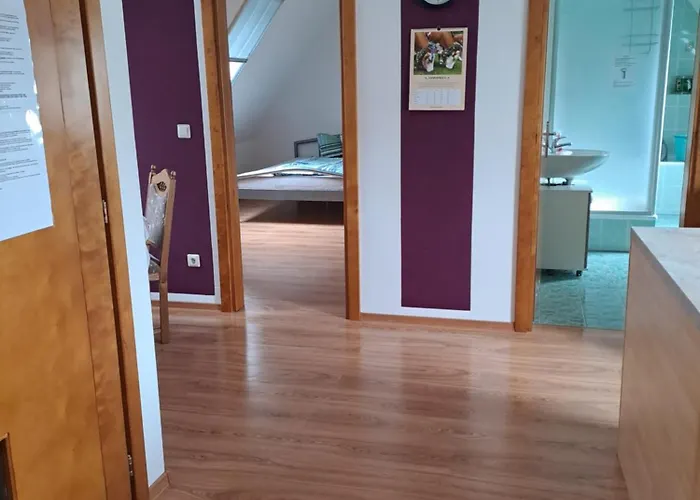 Monteur- Und In Hainichen - Obergeschoss Oder Dachgeschoss - Familie Weber Apartmán *